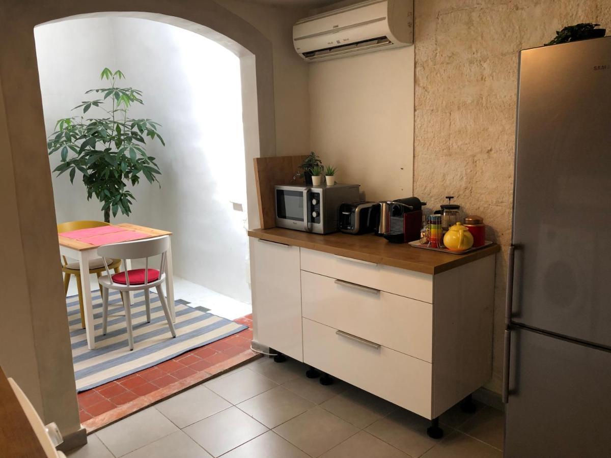 Le Triplex Les Halles Intra Muros Avignon Exterior photo